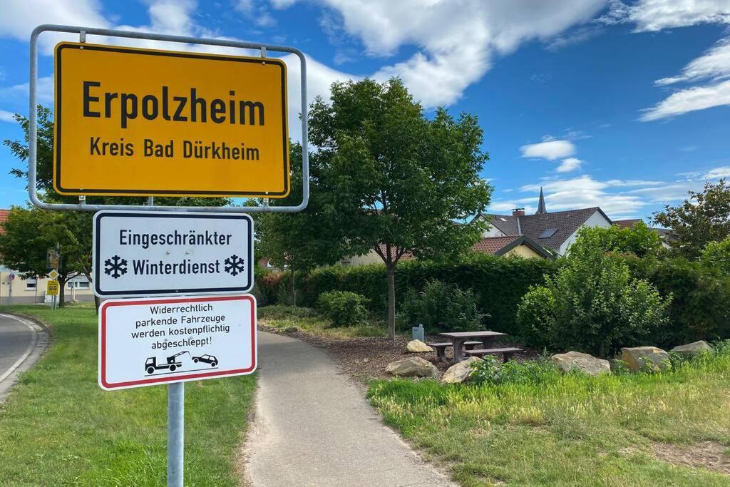 Ruhe Und Entspannung Erpolzheim Esterno foto